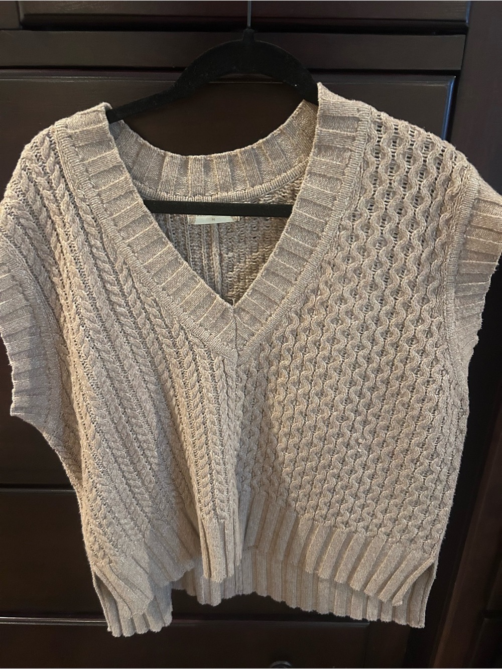 Altar'd State Cream Cable Knit V-Neck Sweater Vest, Sz medium
